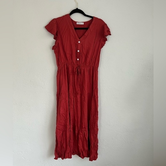 Laly’s Closet Red Tiered Flutter- Sleeve Midi Dress, Size Large - Picture 1 of 10